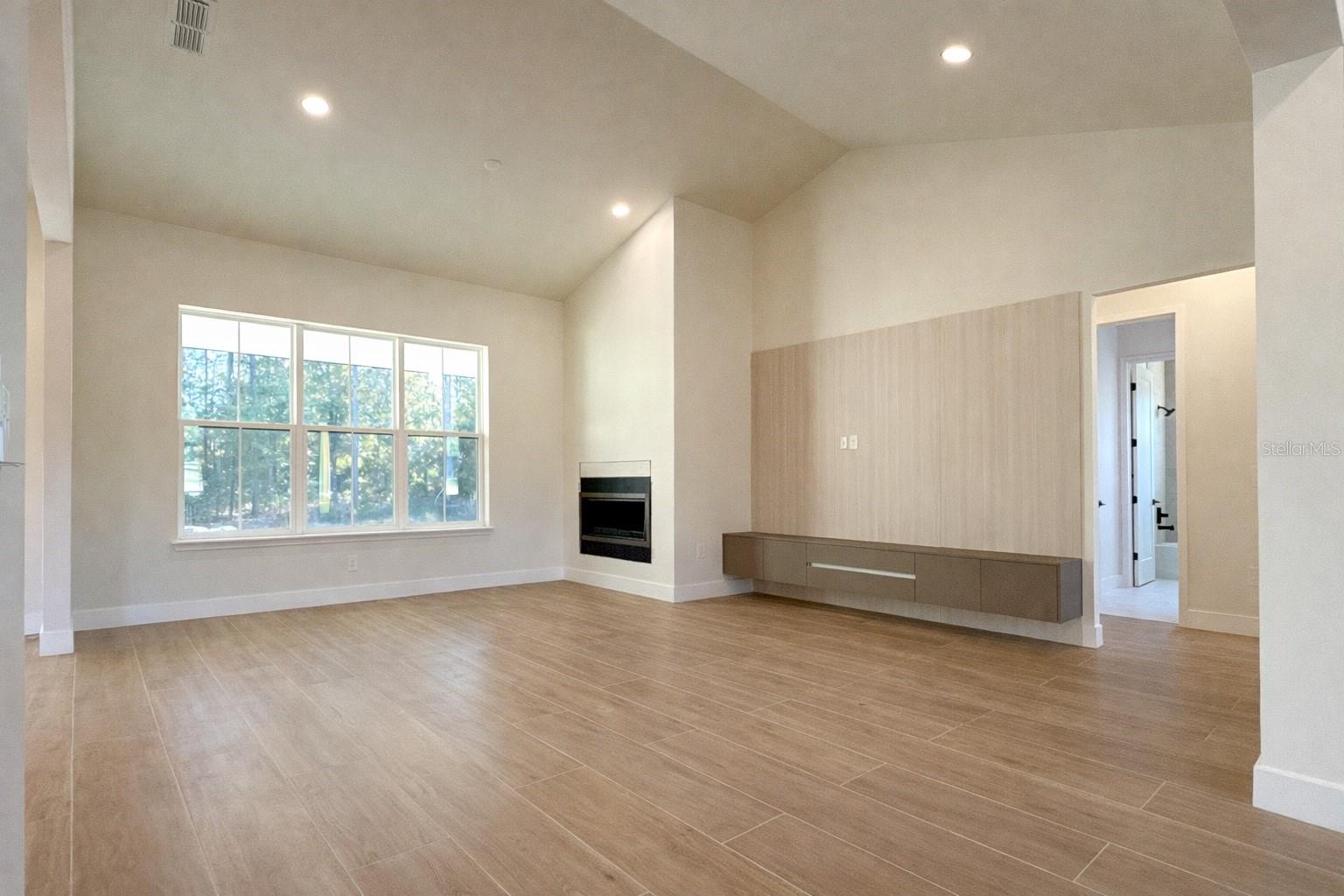 Image 12 of 55 For 4649 121st Terrace