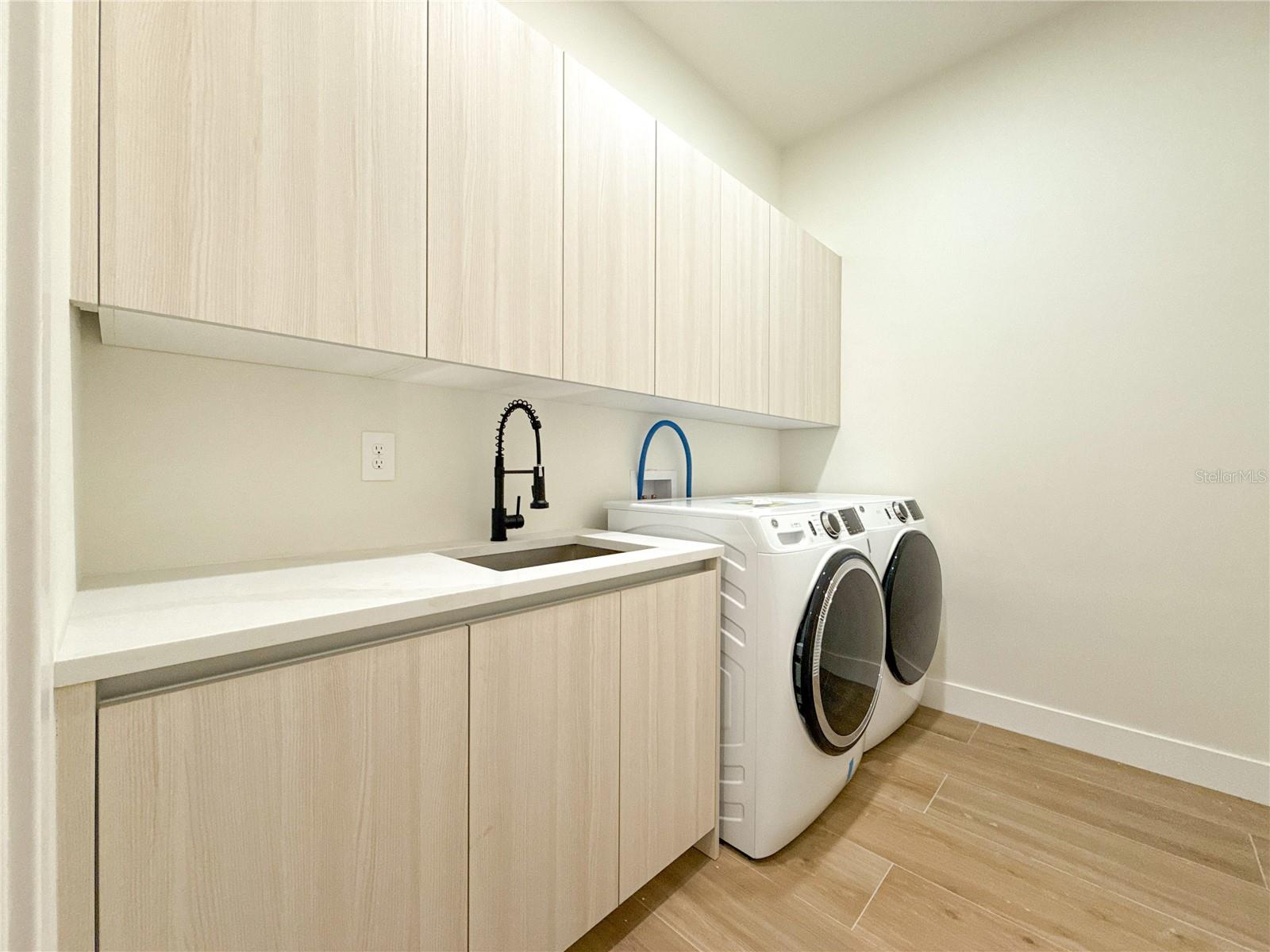 Image 42 of 55 For 4649 121st Terrace