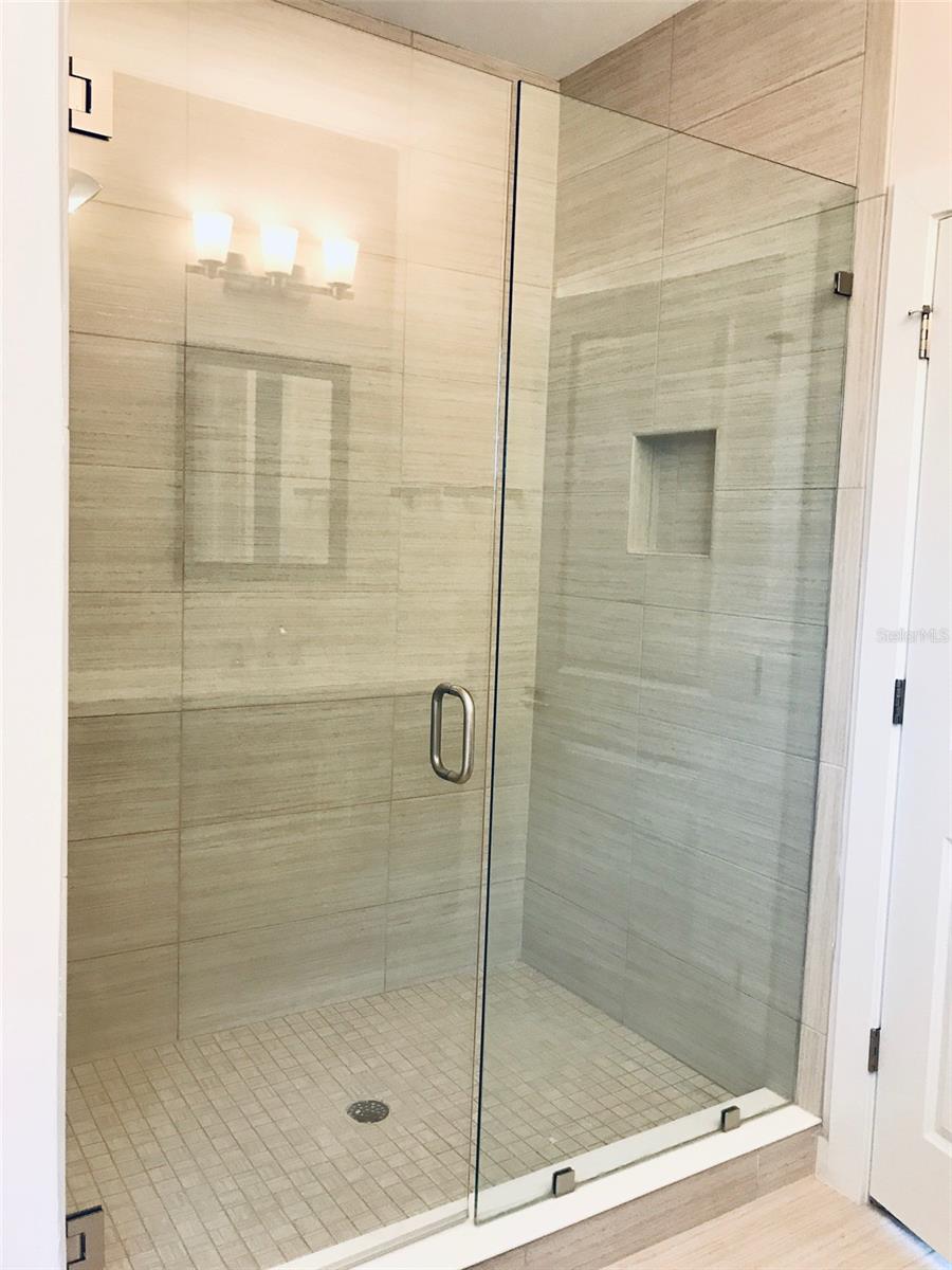 Image 16 of 23 For 11728 Water Run Alley