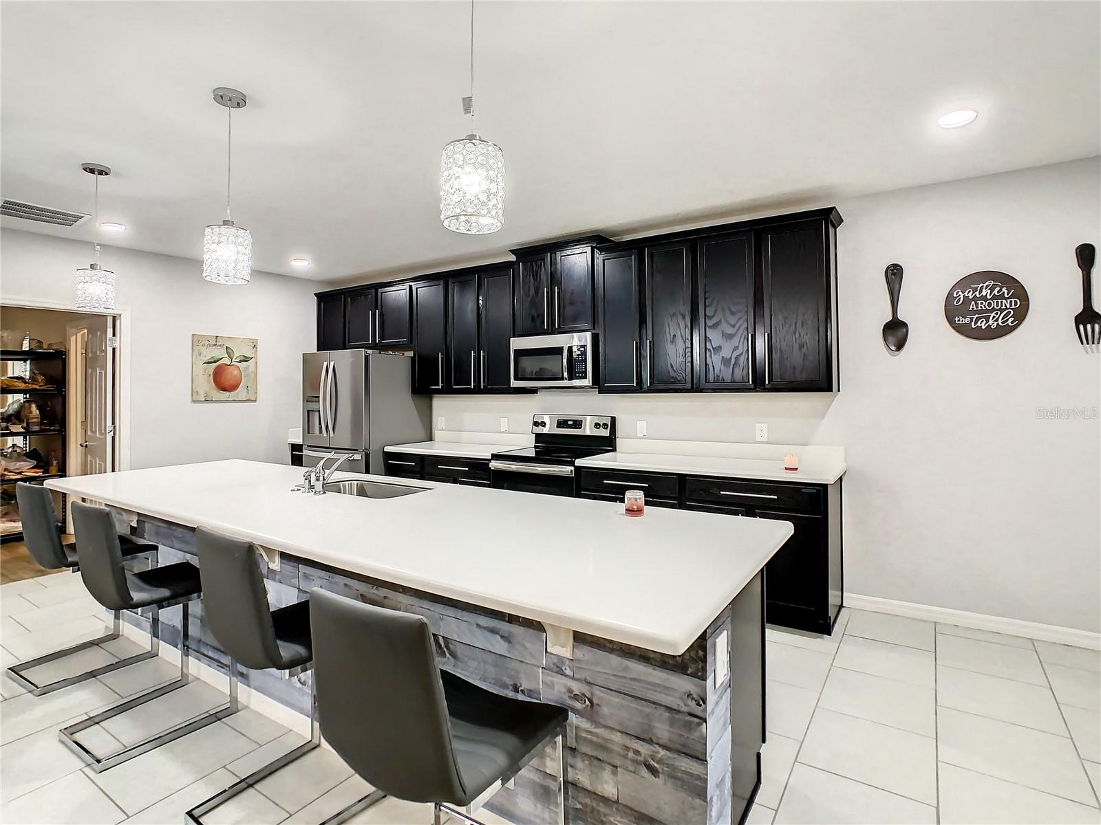 Image 15 of 43 For 2742 Parkfield Road