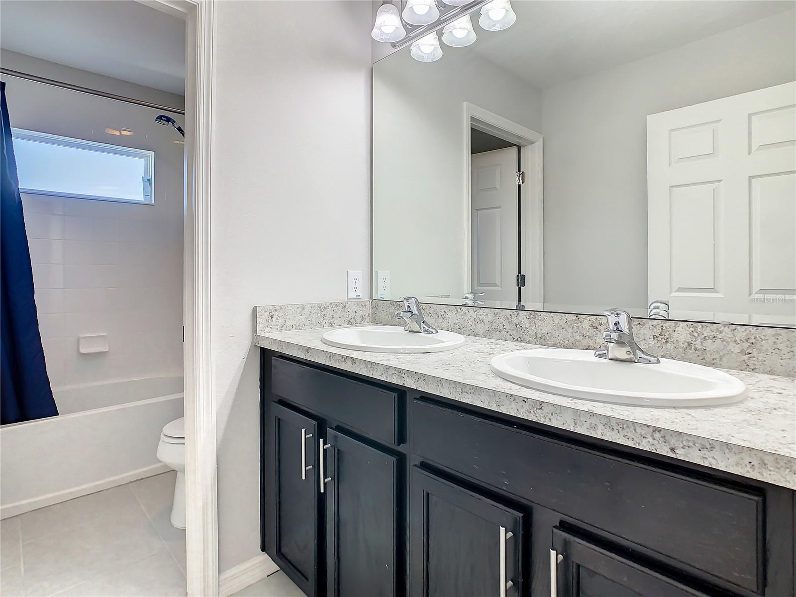 Image 27 of 43 For 2742 Parkfield Road