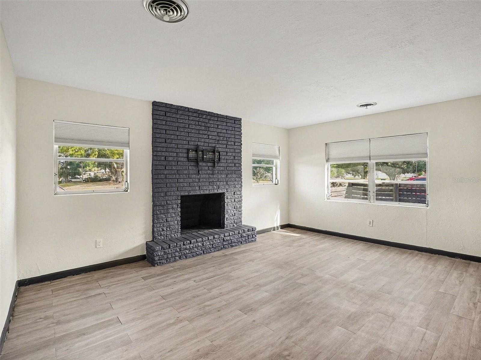 Image 6 of 29 For 6036 Dogwood Drive