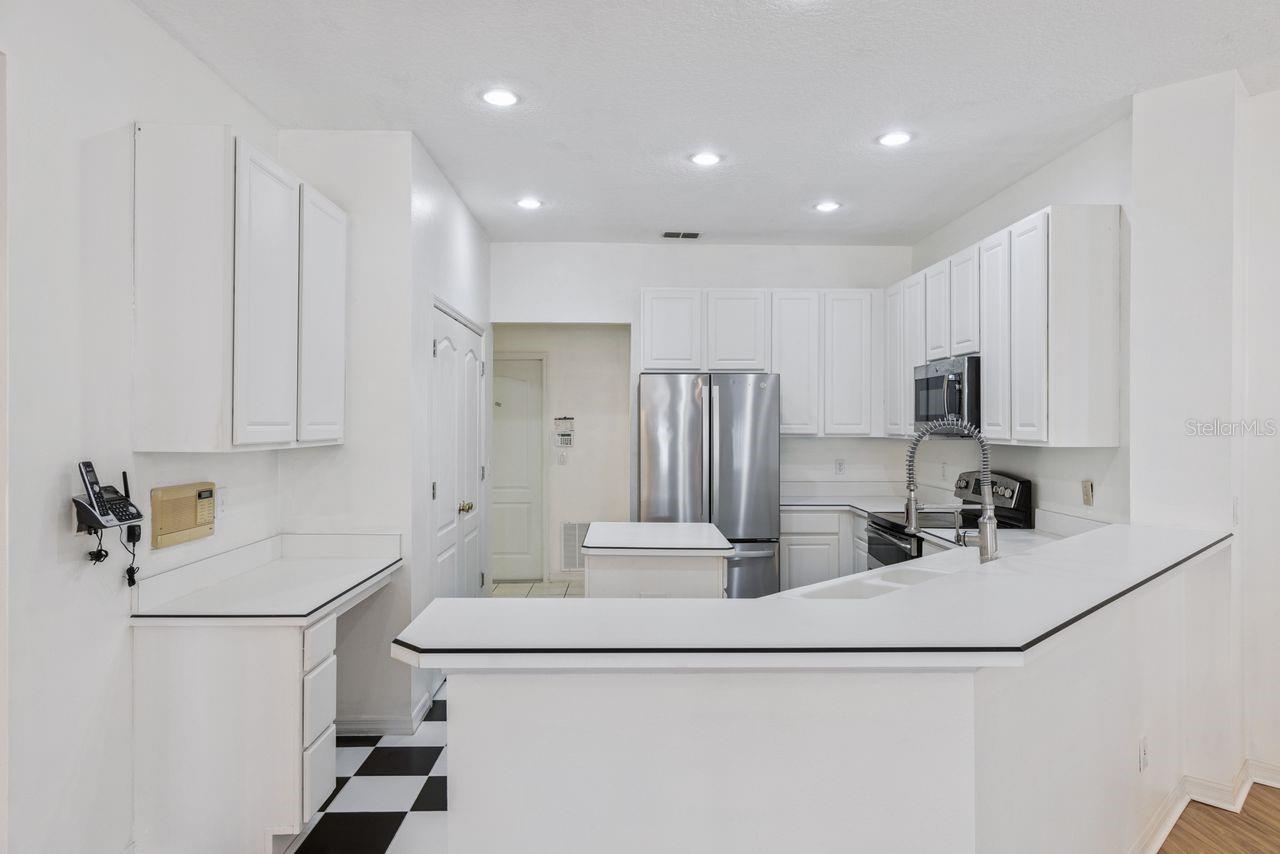 Image 13 of 43 For 4489 Saddleworth Circle