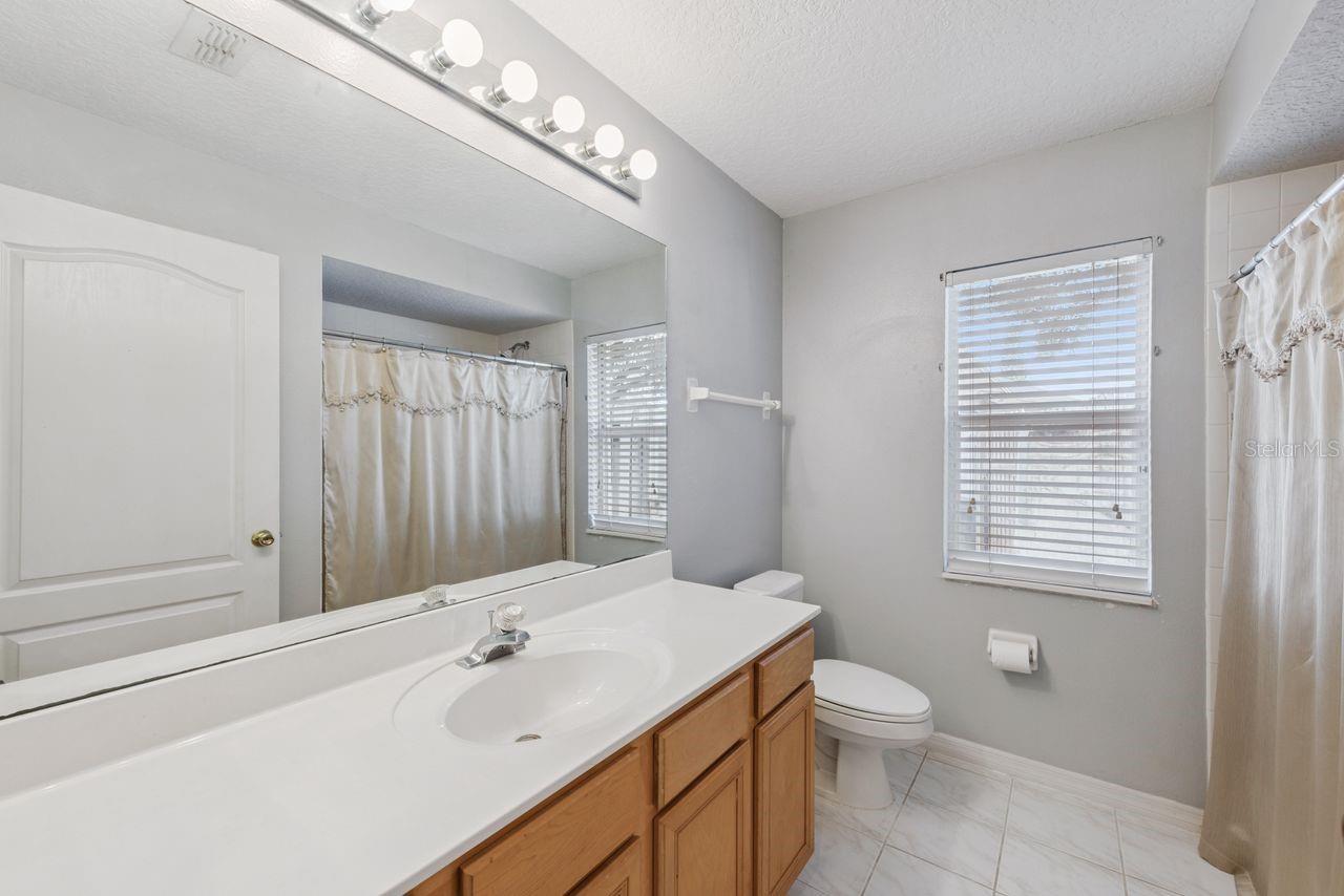 Image 28 of 43 For 4489 Saddleworth Circle