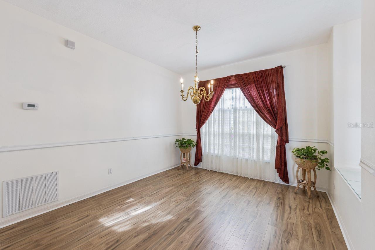 Image 6 of 43 For 4489 Saddleworth Circle