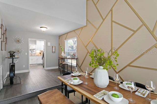 Image 11 of 56 For 14009 Dominion Court