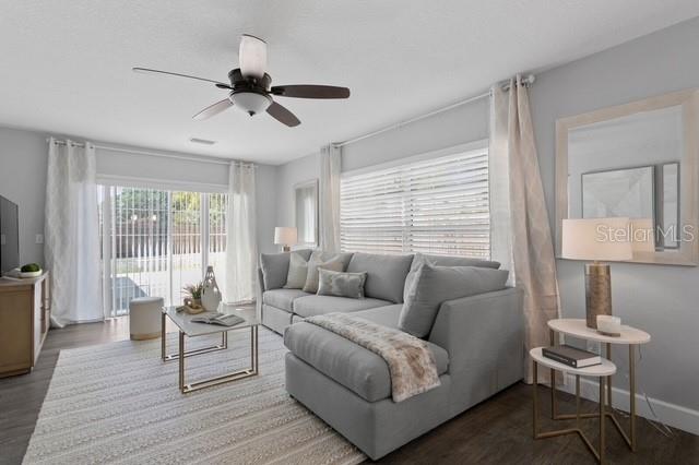 Image 21 of 56 For 14009 Dominion Court