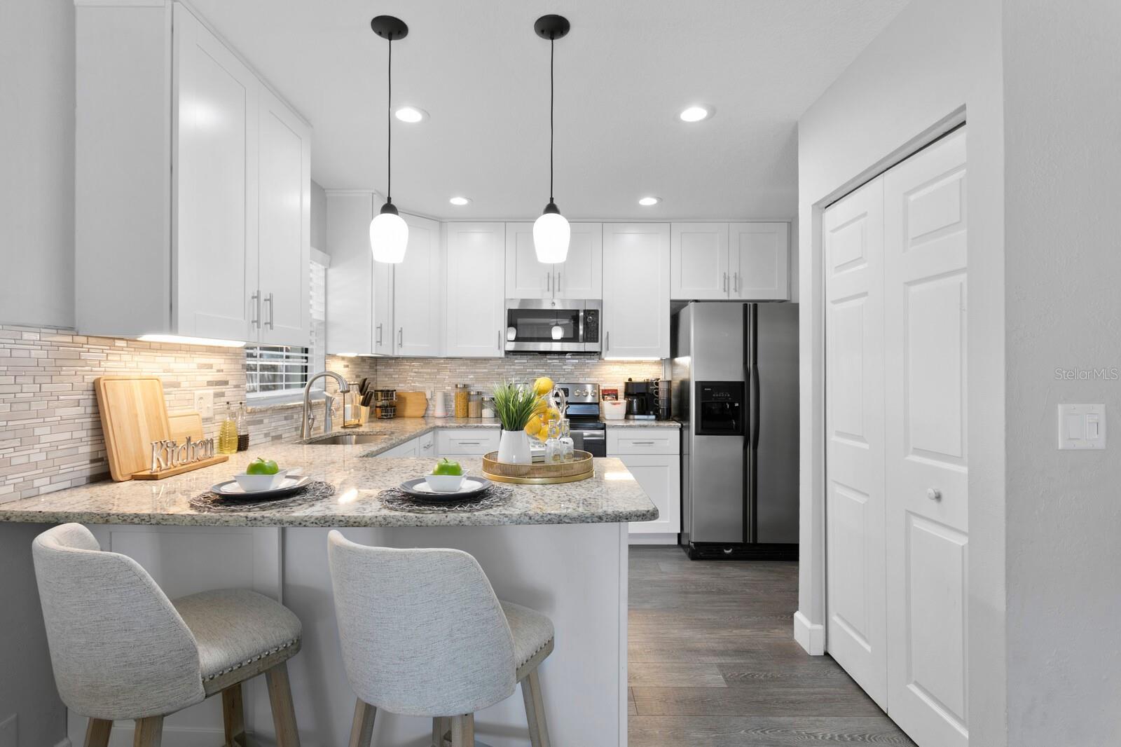 Image 27 of 56 For 14009 Dominion Court