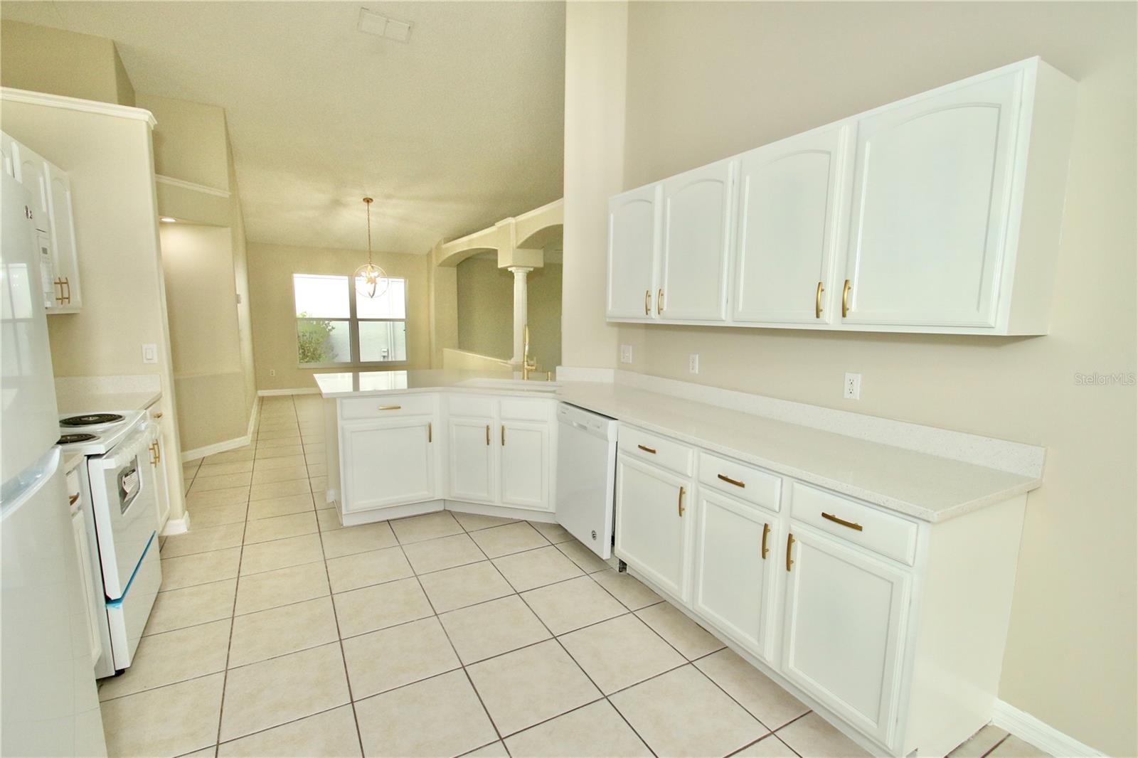 Image 16 of 43 For 1207 Greenley Avenue