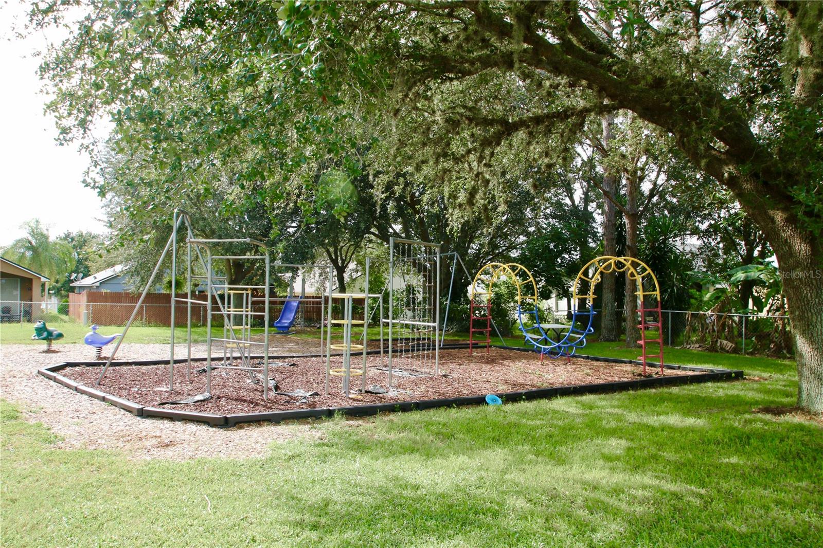 Image 38 of 43 For 1207 Greenley Avenue