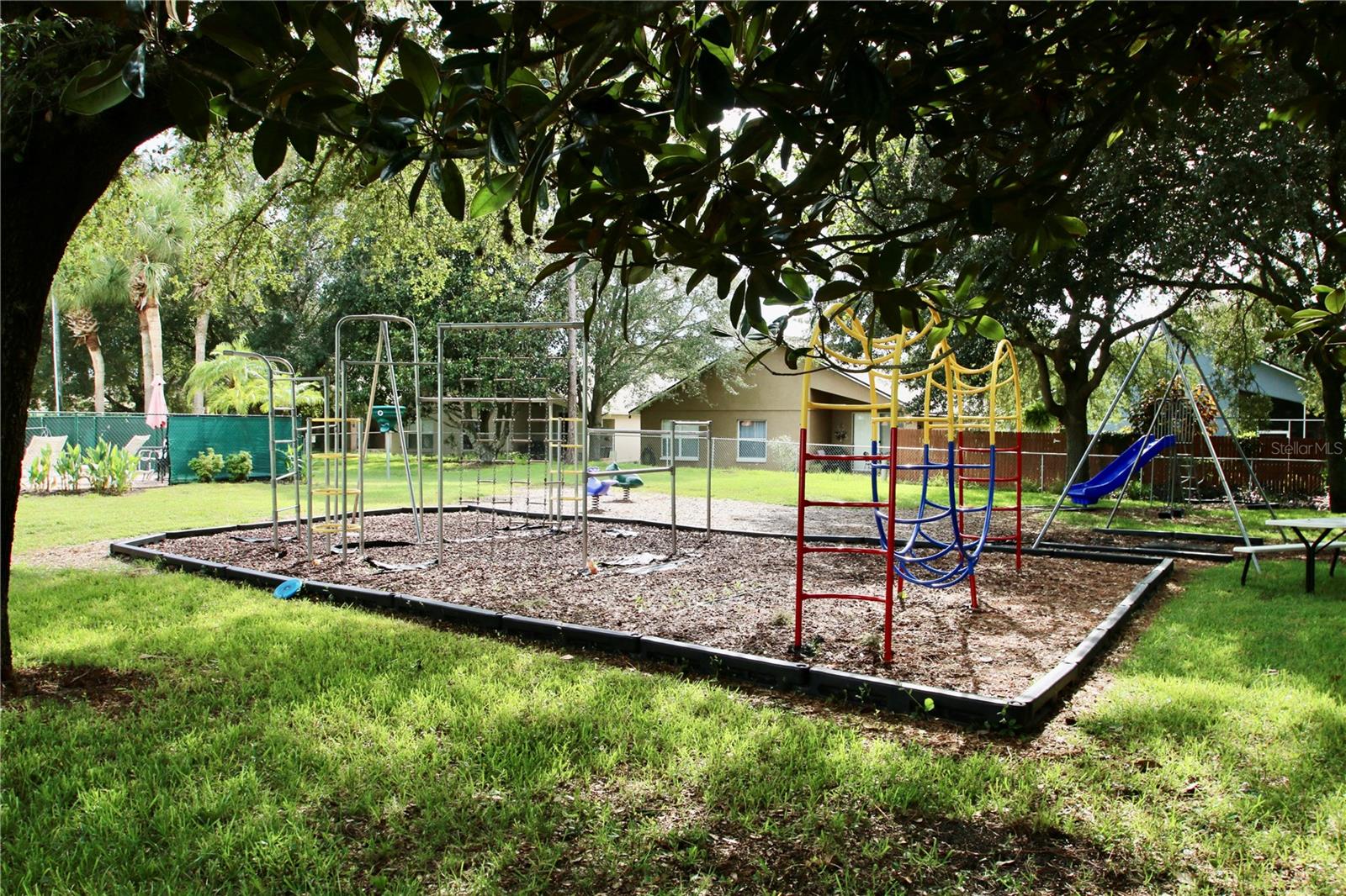 Image 39 of 43 For 1207 Greenley Avenue