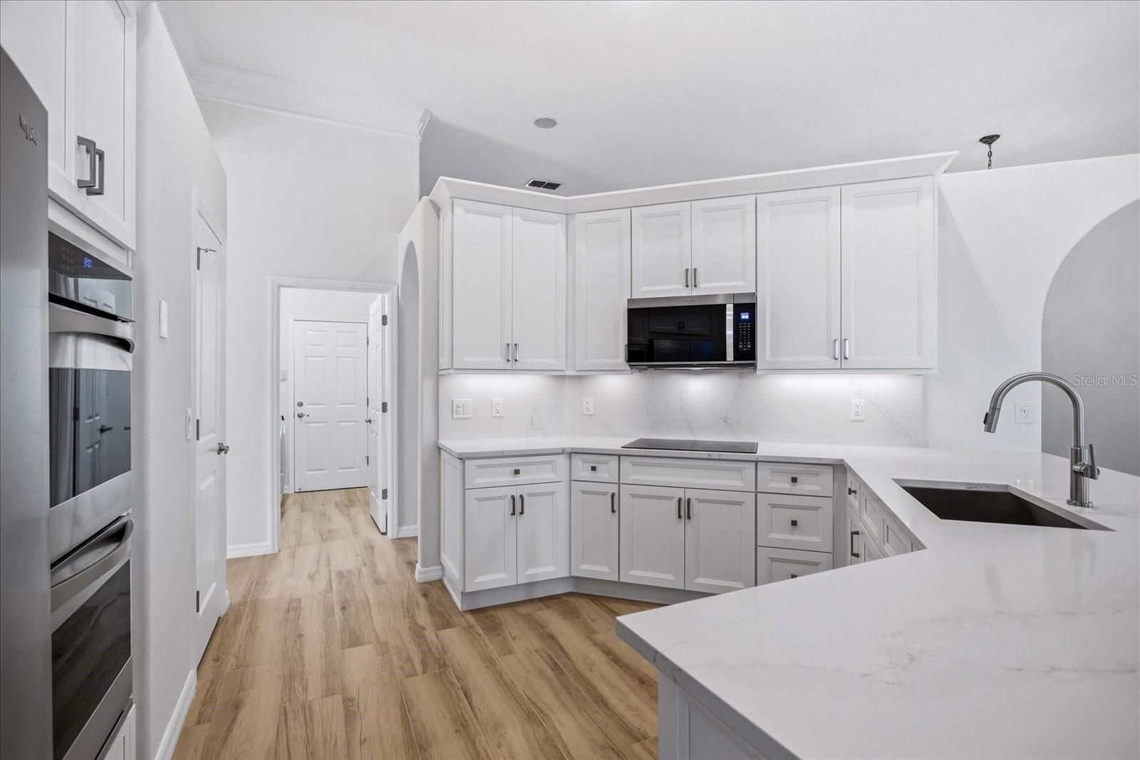 Image 10 of 40 For 1391 Shady Knoll Court