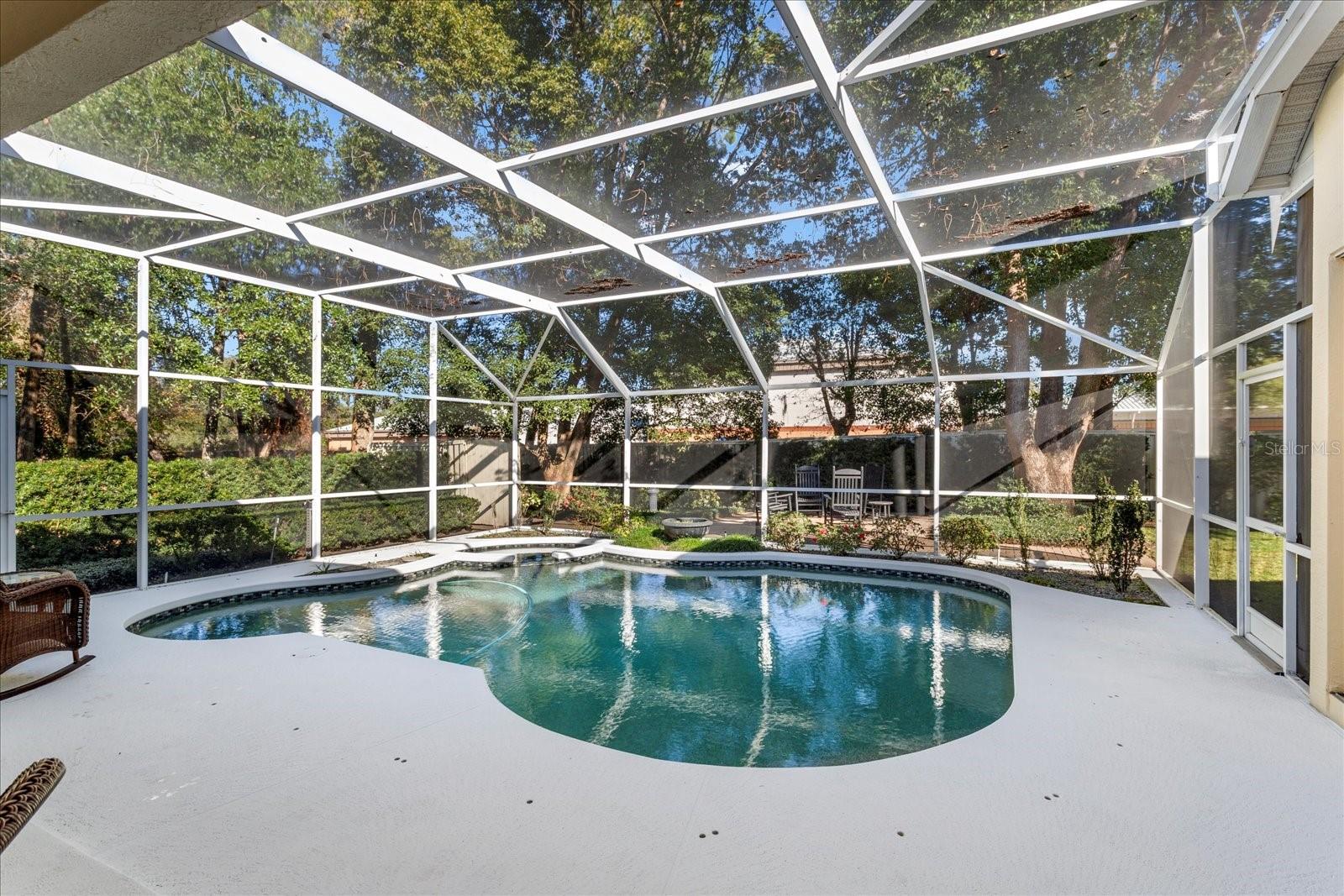 Image 32 of 40 For 1391 Shady Knoll Court