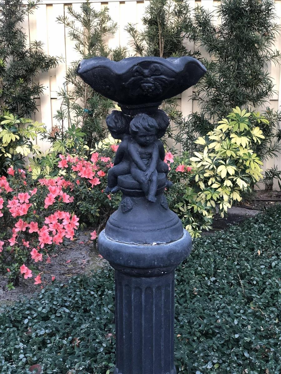 Image 38 of 40 For 1391 Shady Knoll Court