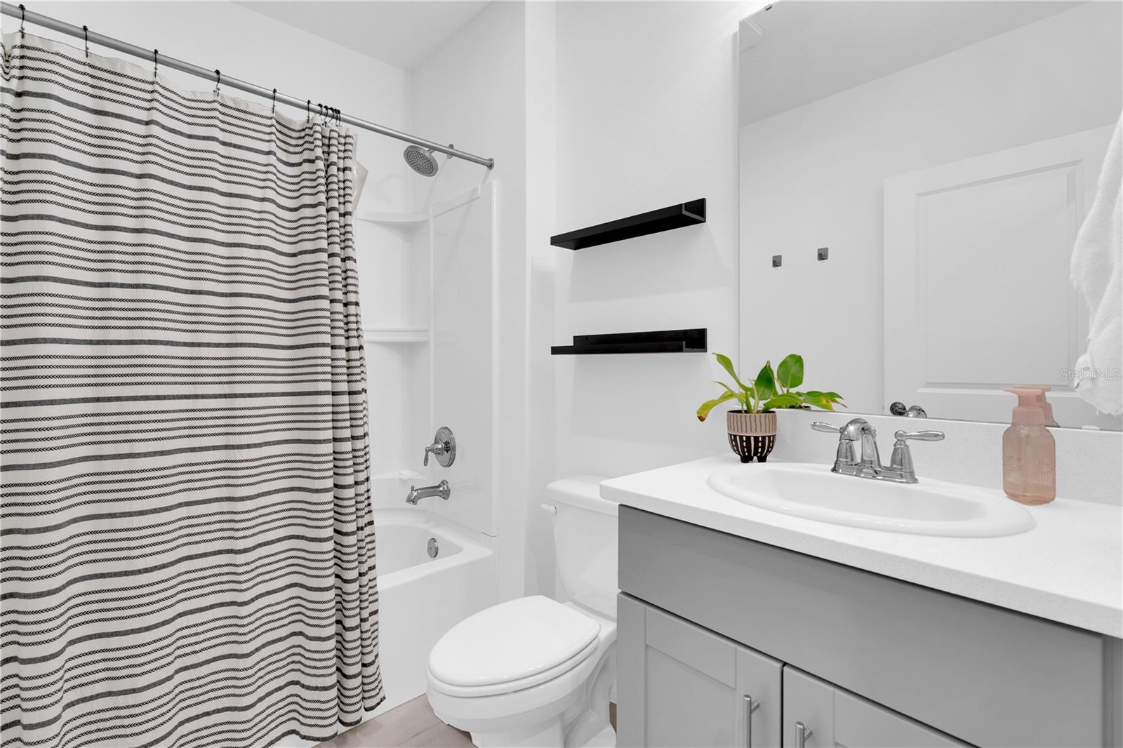 Image 6 of 40 For 4226 Southern Vista Loop