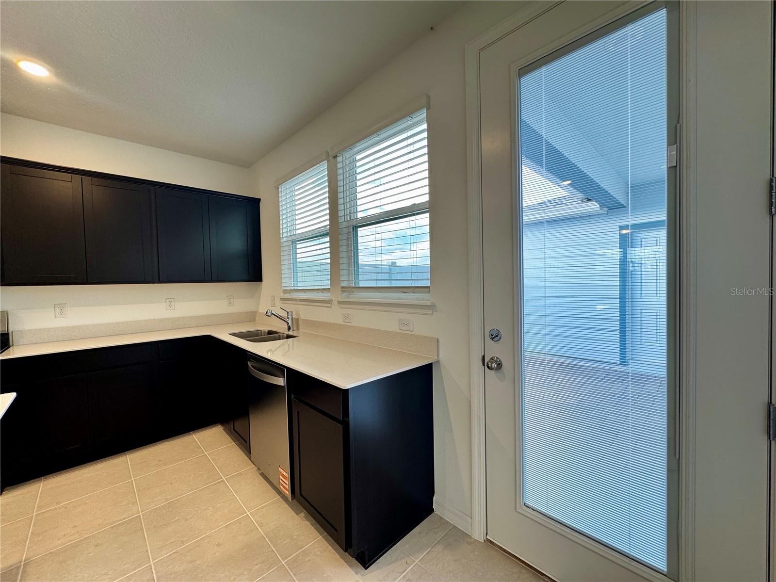 Image 11 of 36 For 4569 Orchard View Alley