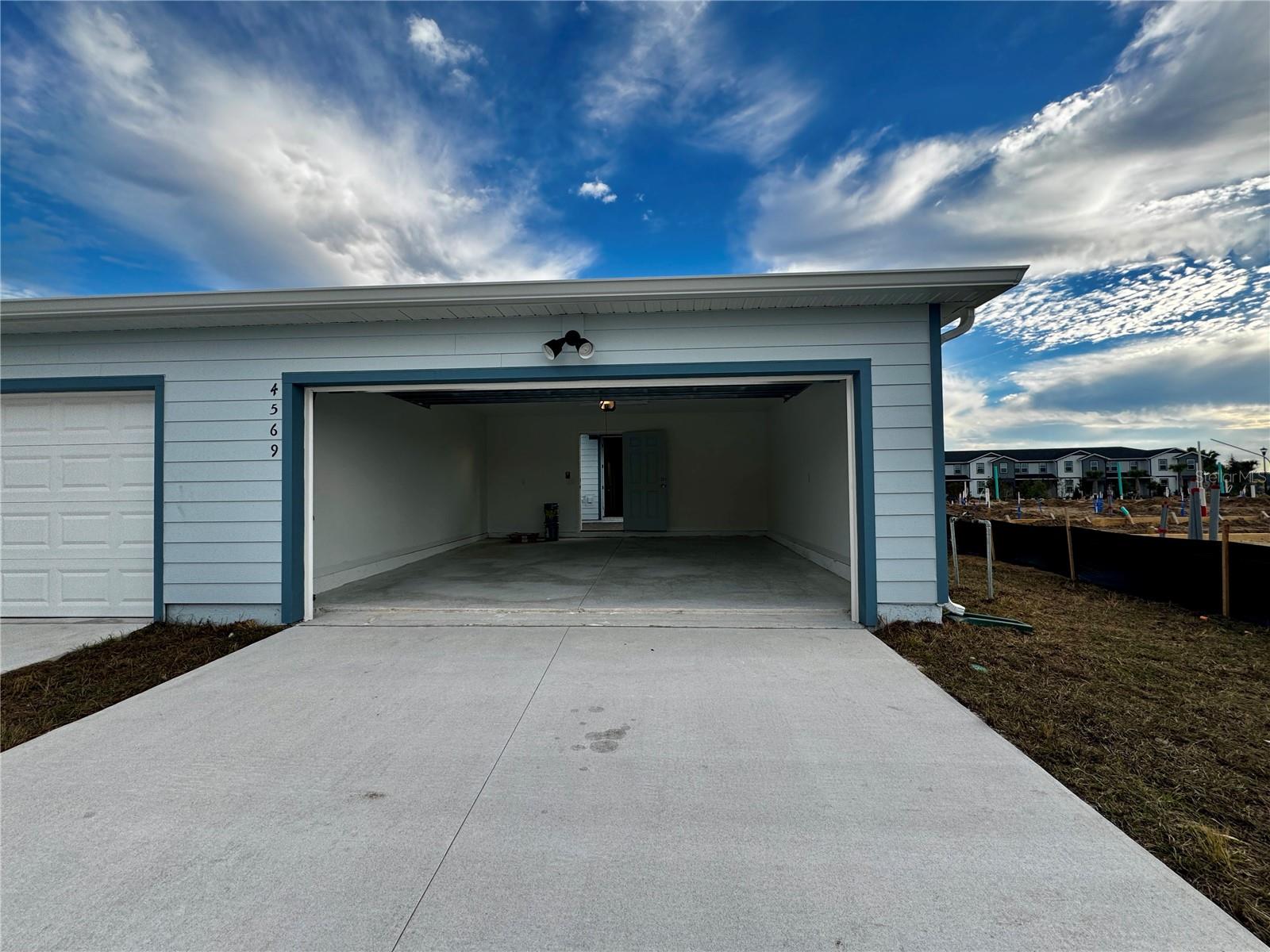 Image 18 of 36 For 4569 Orchard View Alley