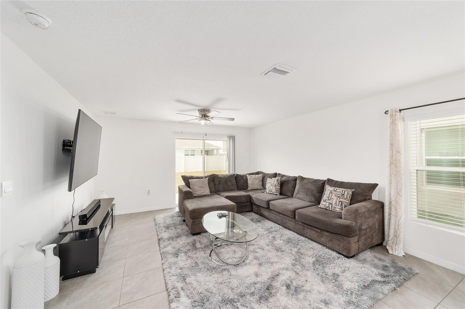 Image 10 of 51 For 8696 46th Avenue