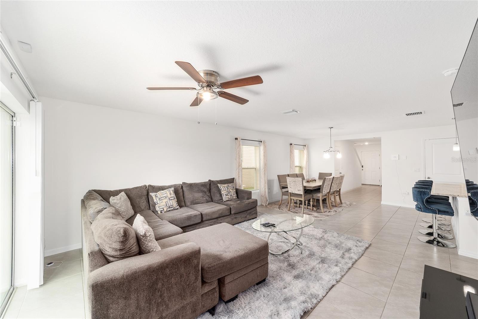 Image 11 of 51 For 8696 46th Avenue