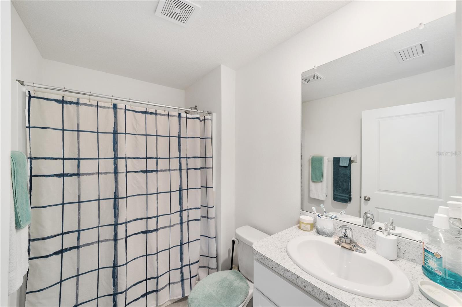 Image 23 of 51 For 8696 46th Avenue