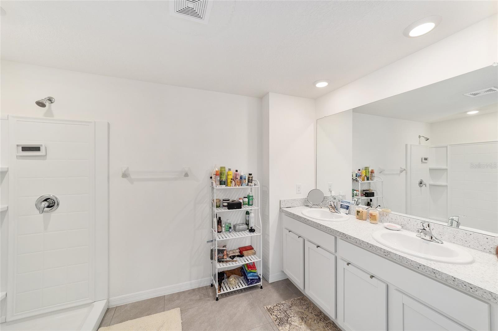 Image 30 of 51 For 8696 46th Avenue