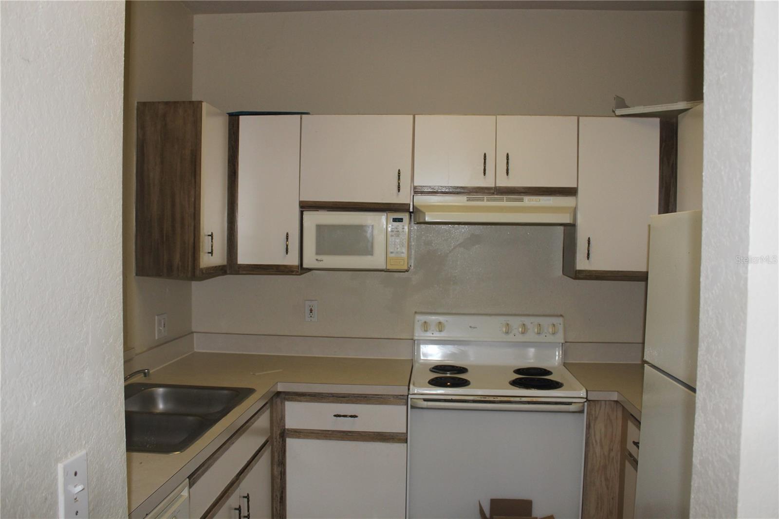 Image 5 of 15 For 2564 Robert Trent Jones Drive 1310