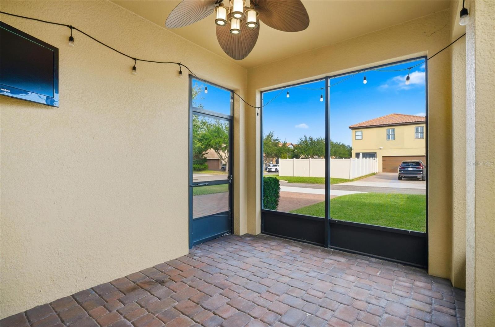 Image 30 of 70 For 1972 Fishtail Fern Way