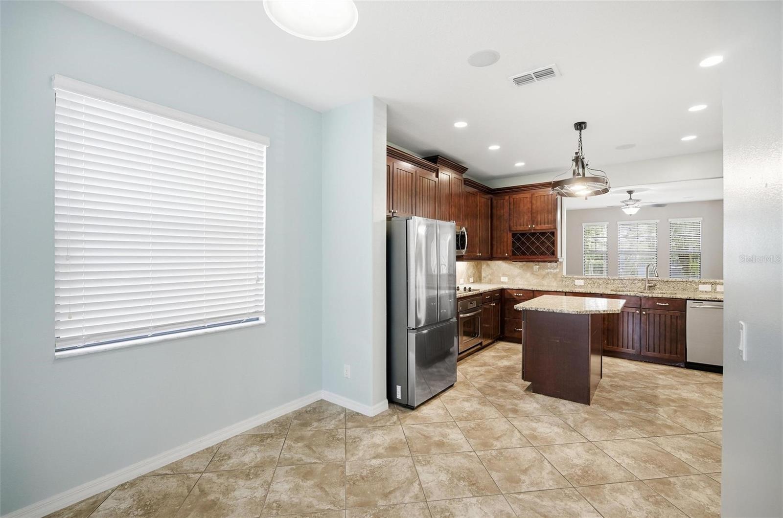 Image 33 of 70 For 1972 Fishtail Fern Way