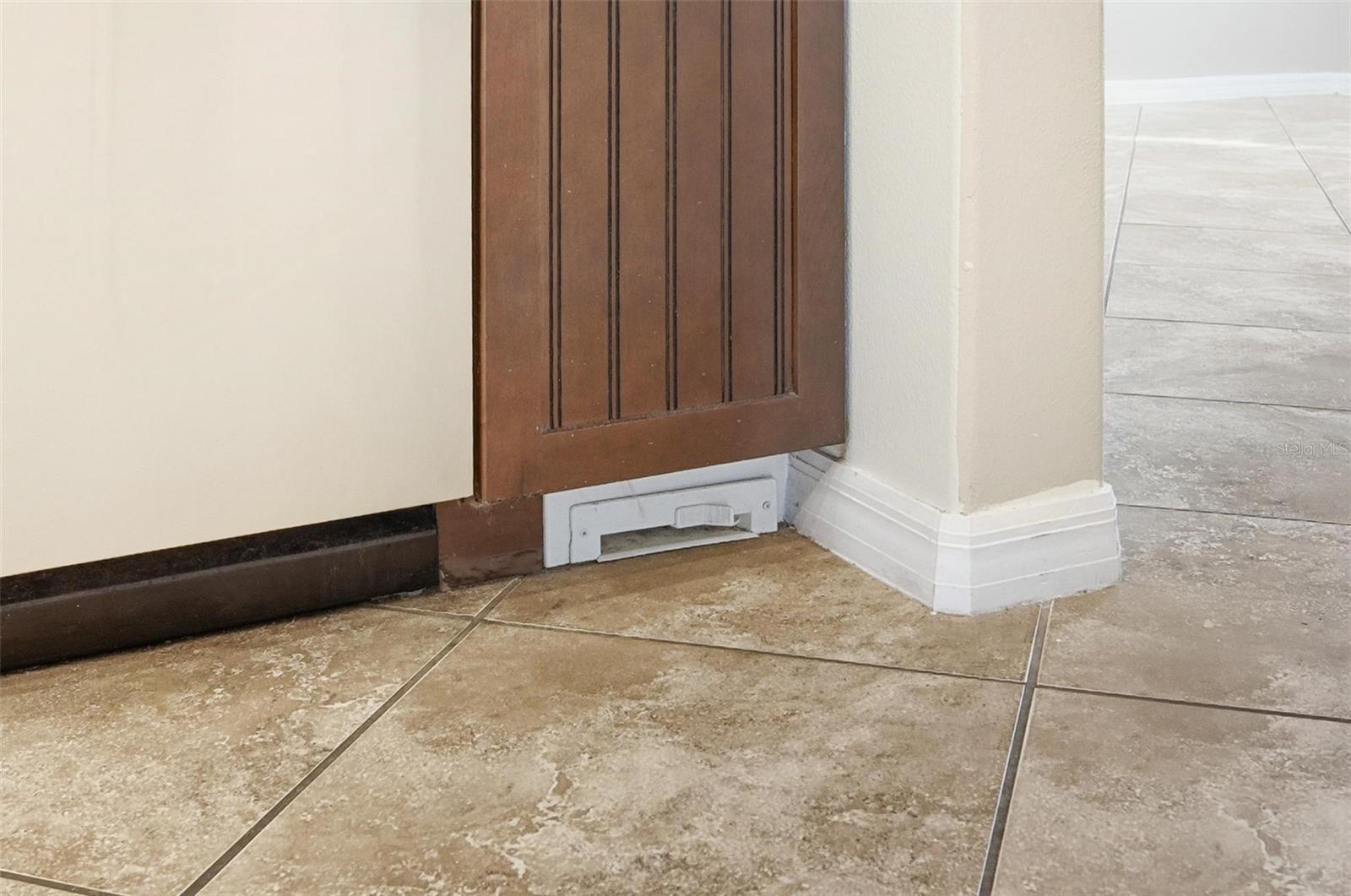 Image 59 of 70 For 1972 Fishtail Fern Way