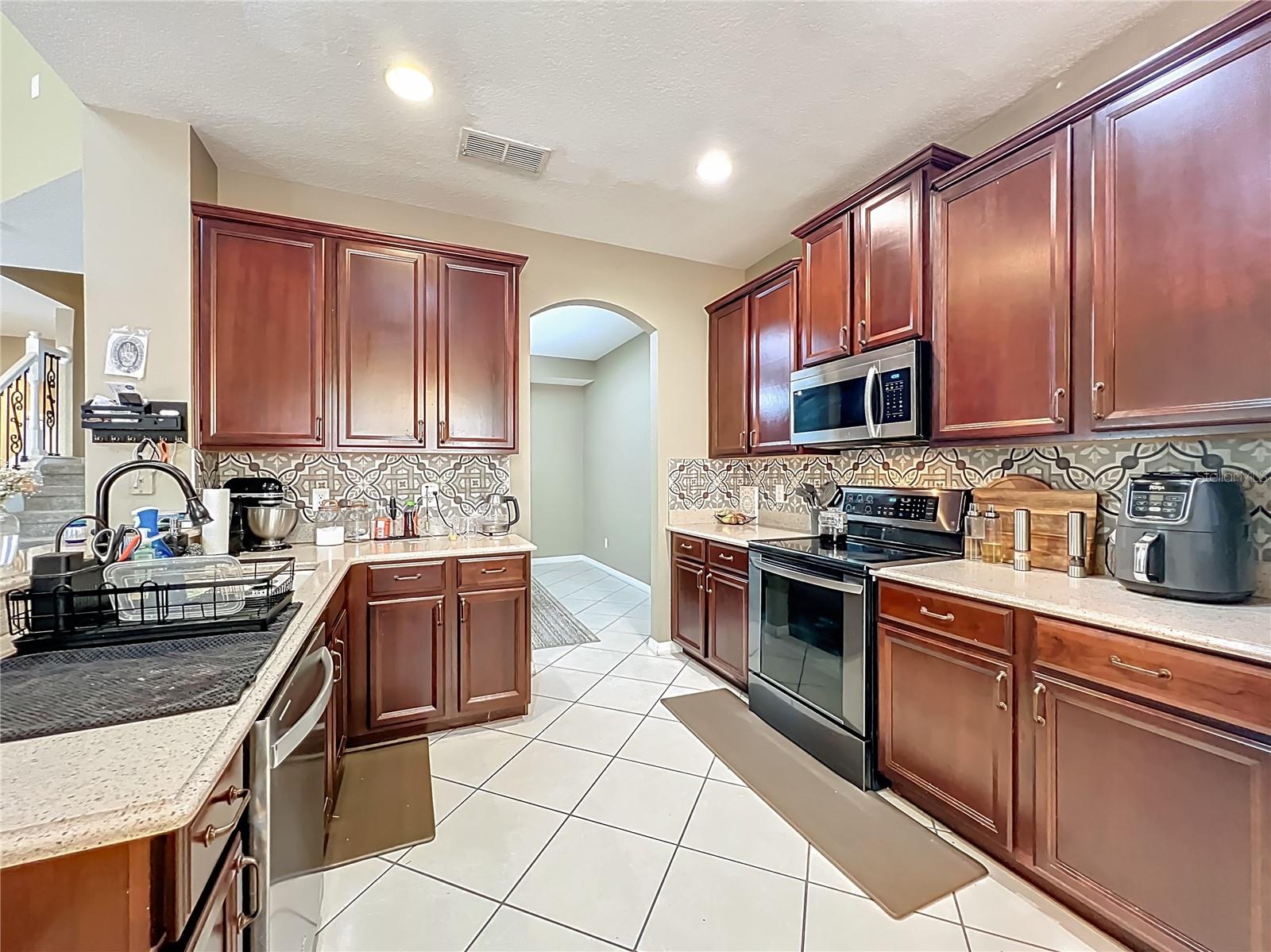 Image 18 of 58 For 1116 Limestone Run