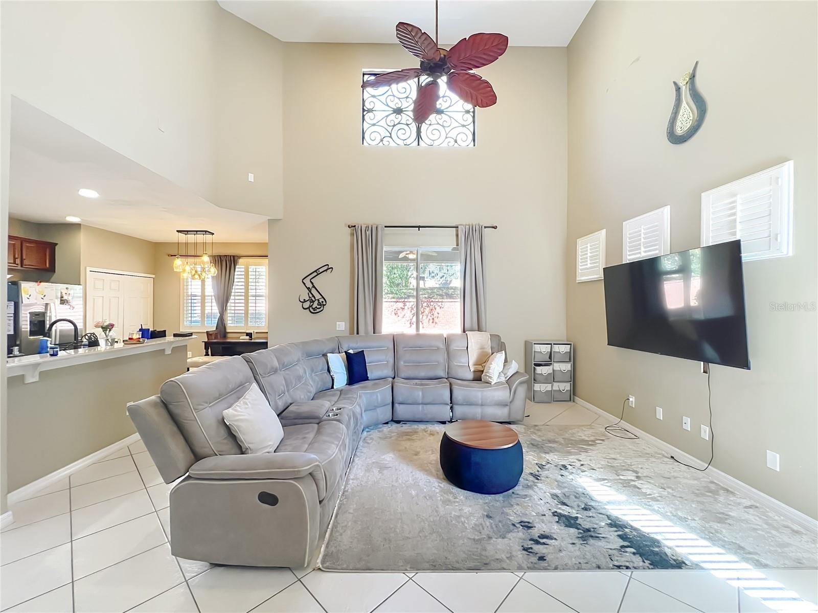 Image 23 of 58 For 1116 Limestone Run