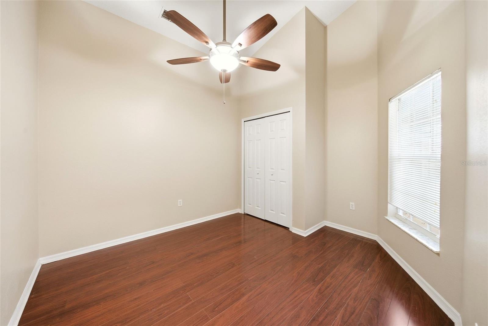 Image 13 of 21 For 245 Hollingshead Loop