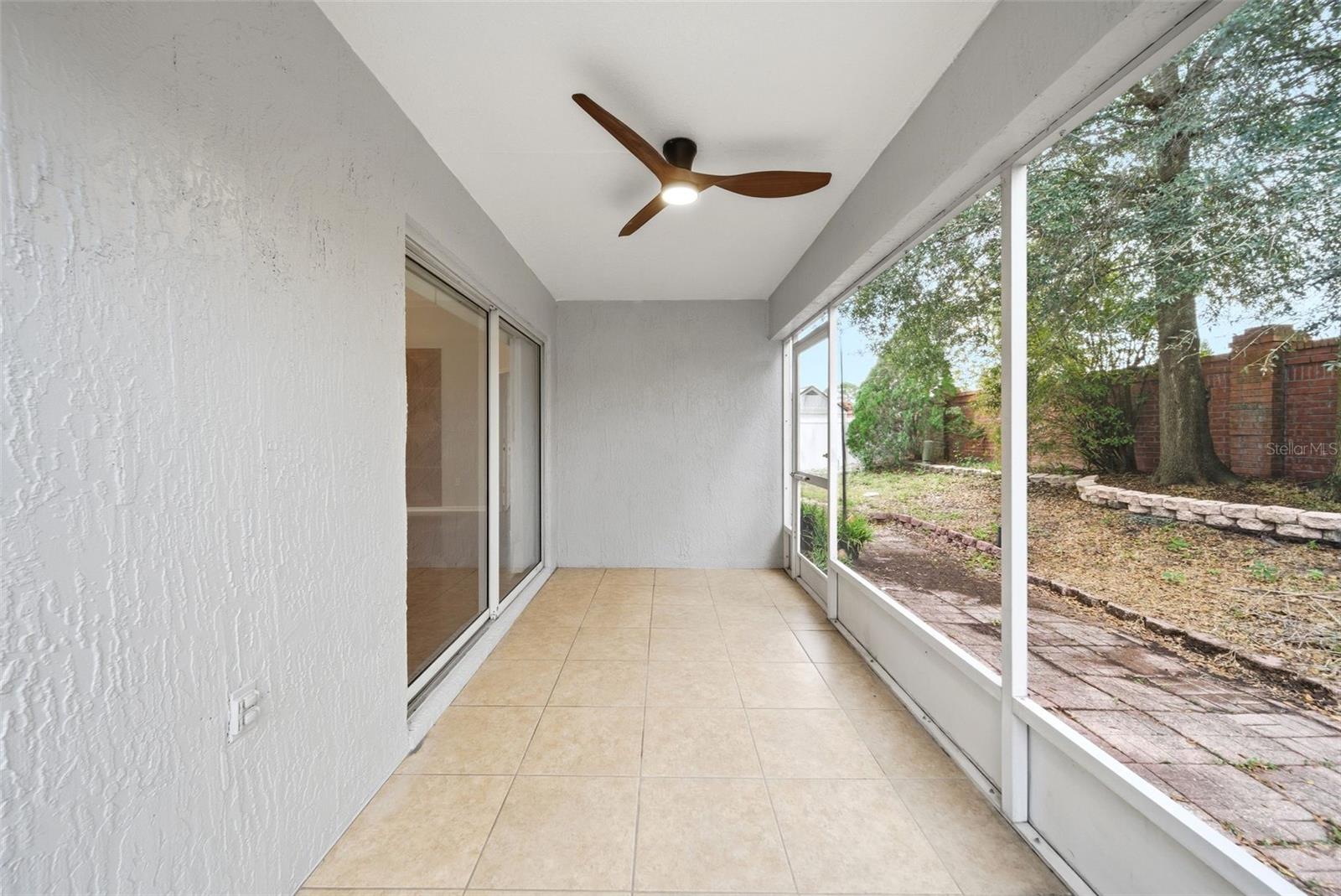 Image 17 of 21 For 245 Hollingshead Loop