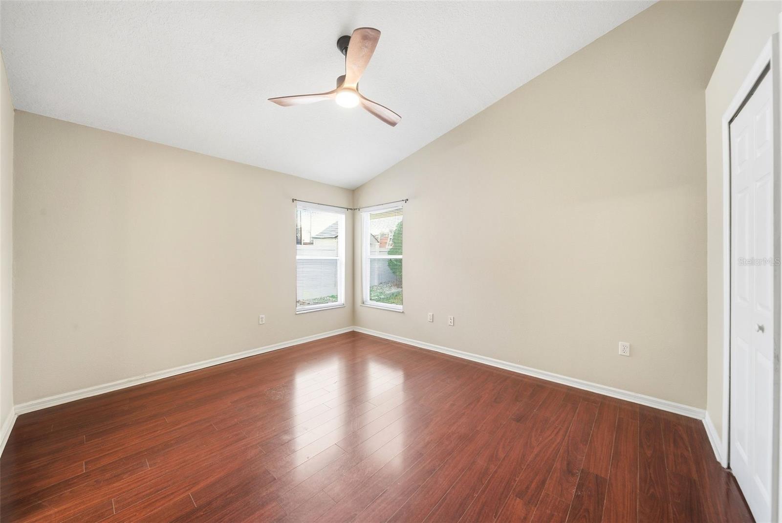 Image 9 of 21 For 245 Hollingshead Loop