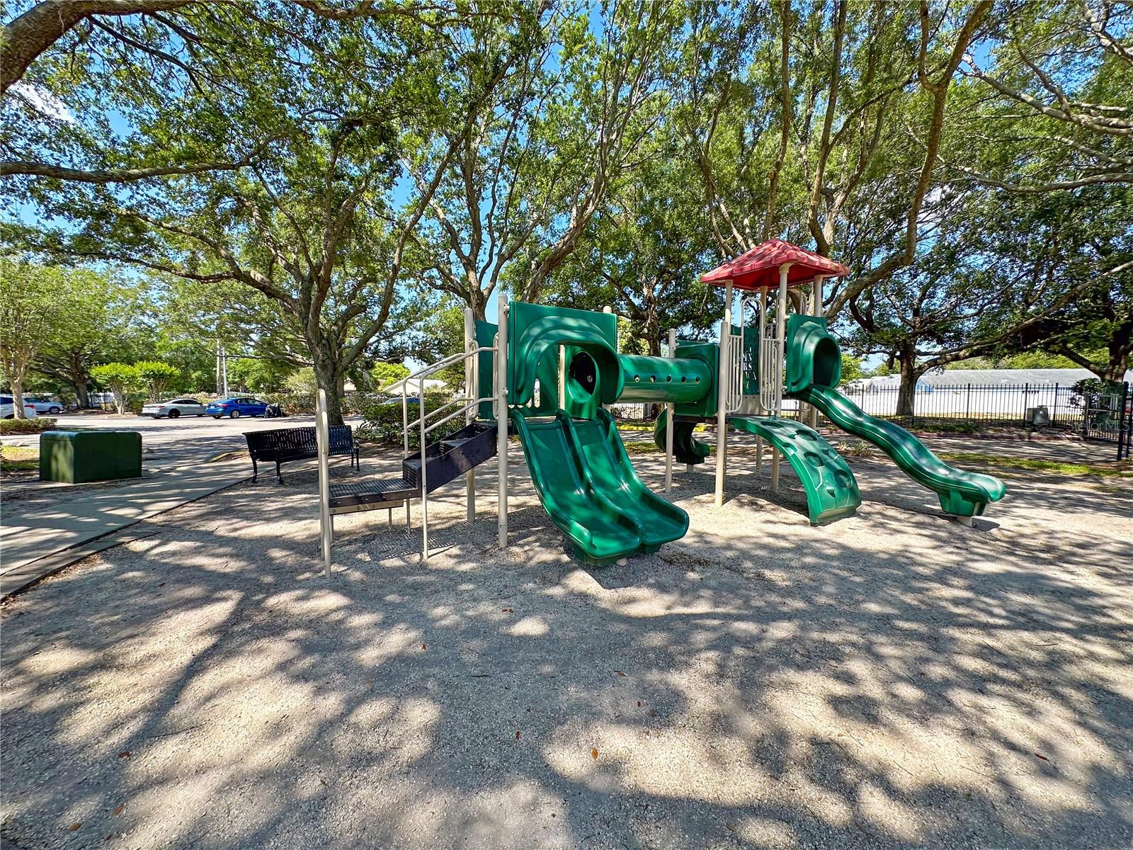 Image 13 of 16 For 2077 Dixie Belle Drive 2077h