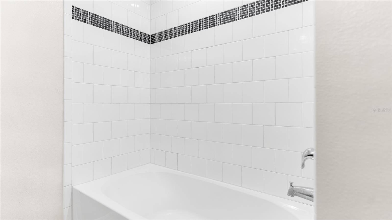 Image 32 of 42 For 13285 Gorgona Isle Drive