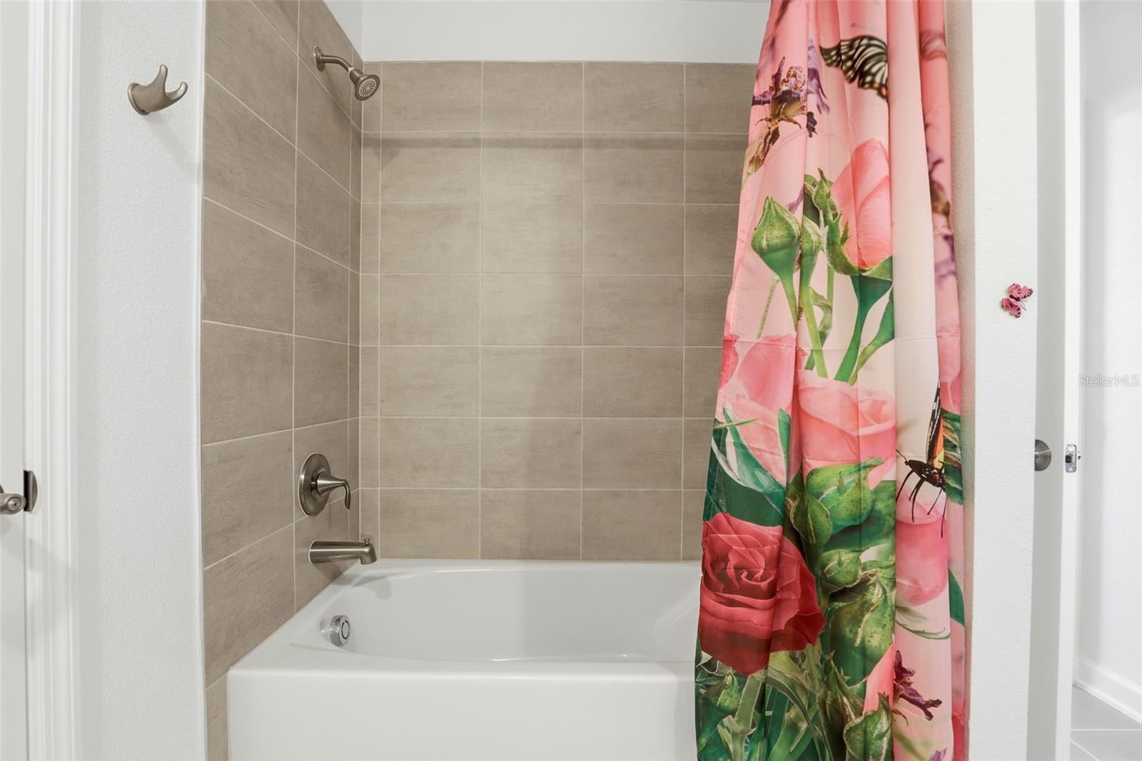 Image 29 of 41 For 9775 Introduction Way