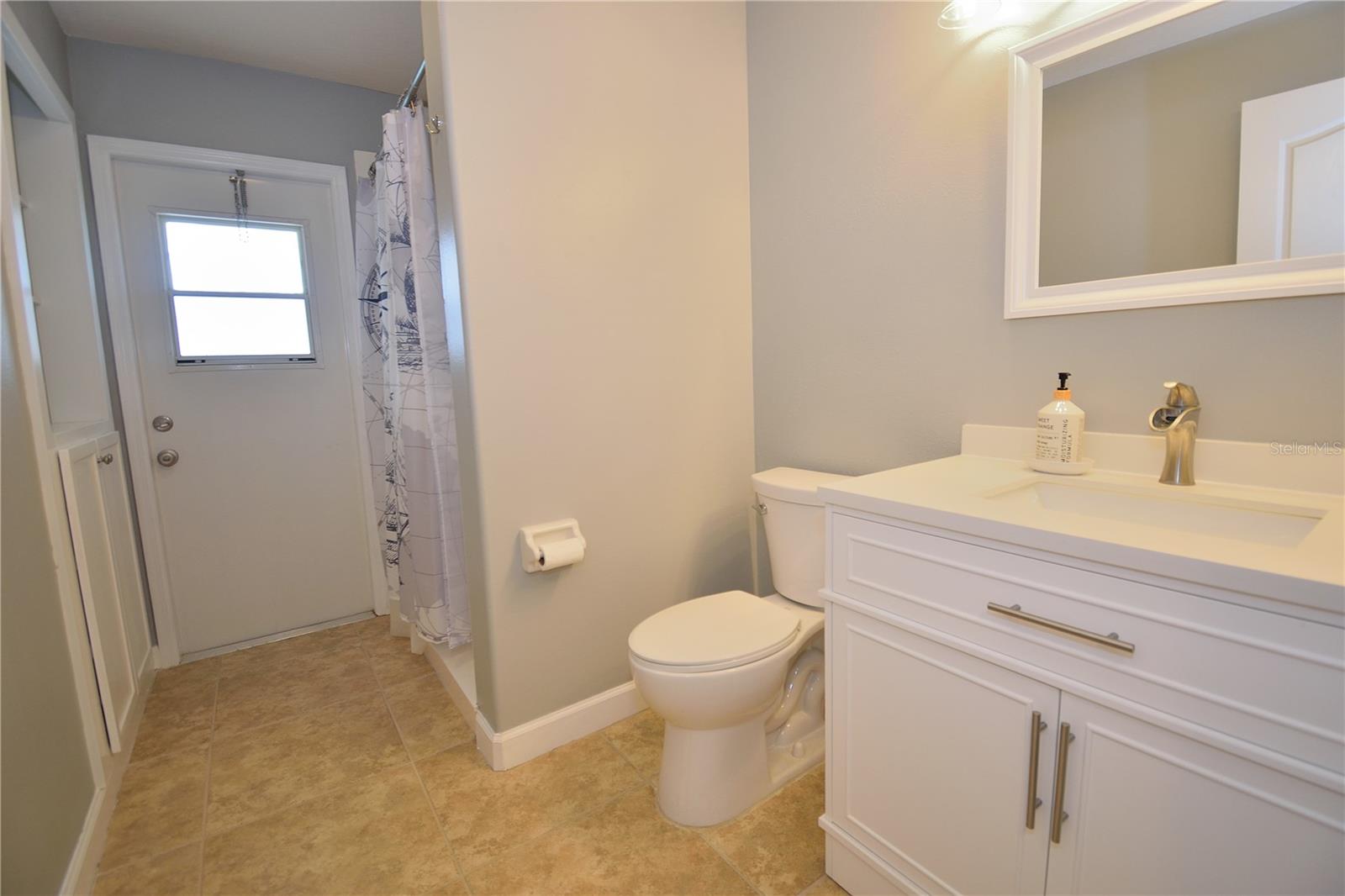 Image 18 of 31 For 2220 Stone Lake Drive