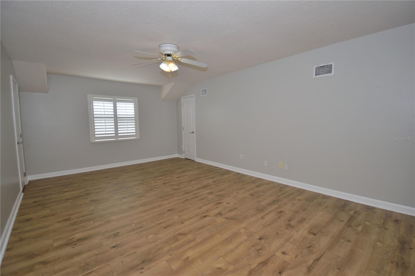 Image 22 of 31 For 2220 Stone Lake Drive