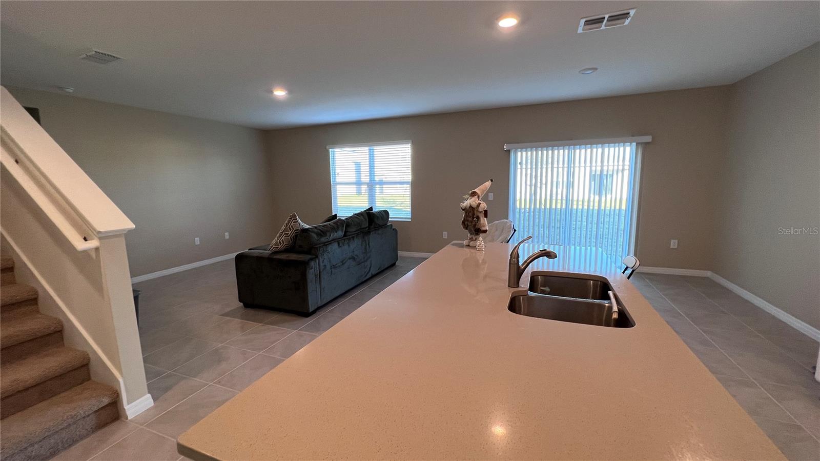 Image 5 of 16 For 3221 Belize Place