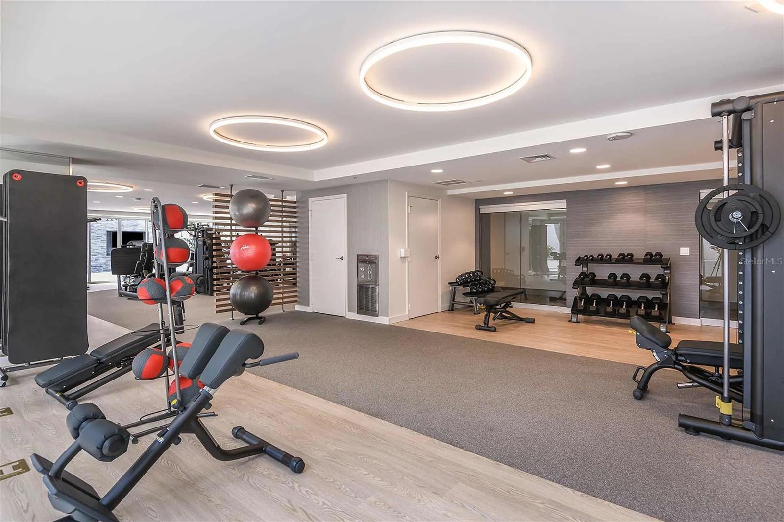 Image 10 of 22 For 413 Pine Street