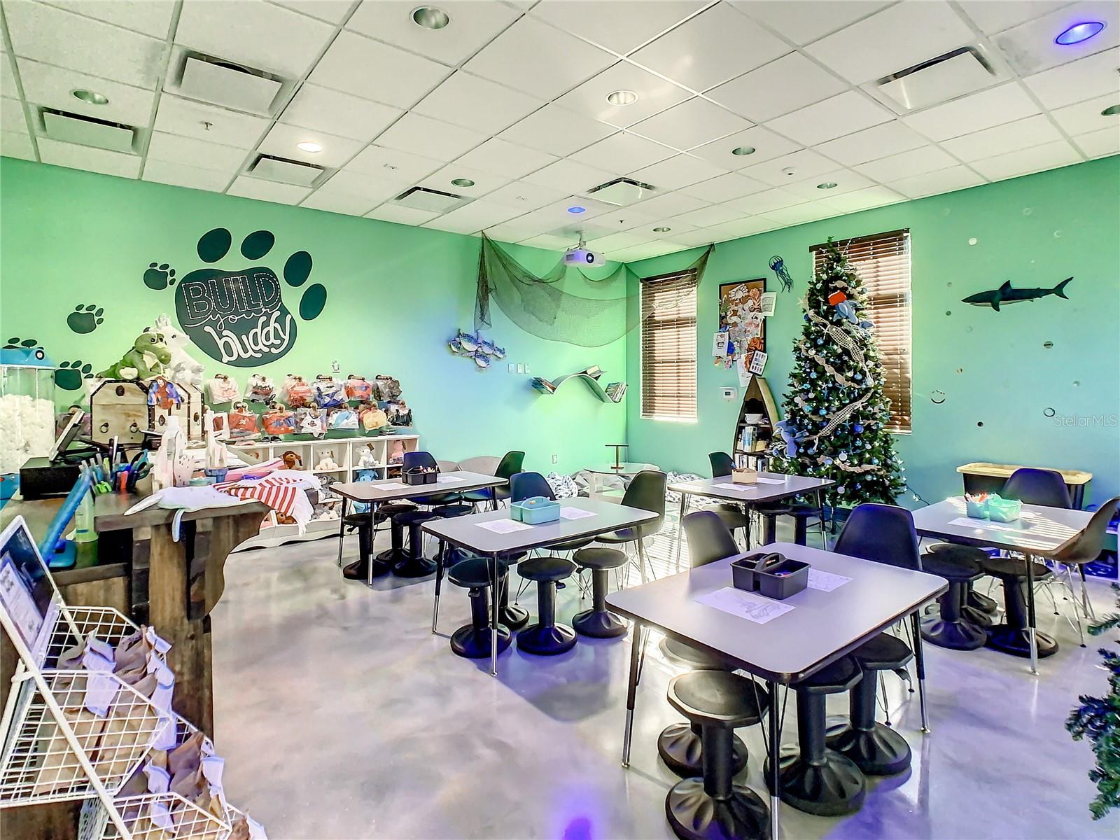 Image 80 of 87 For 1805 Nice Court