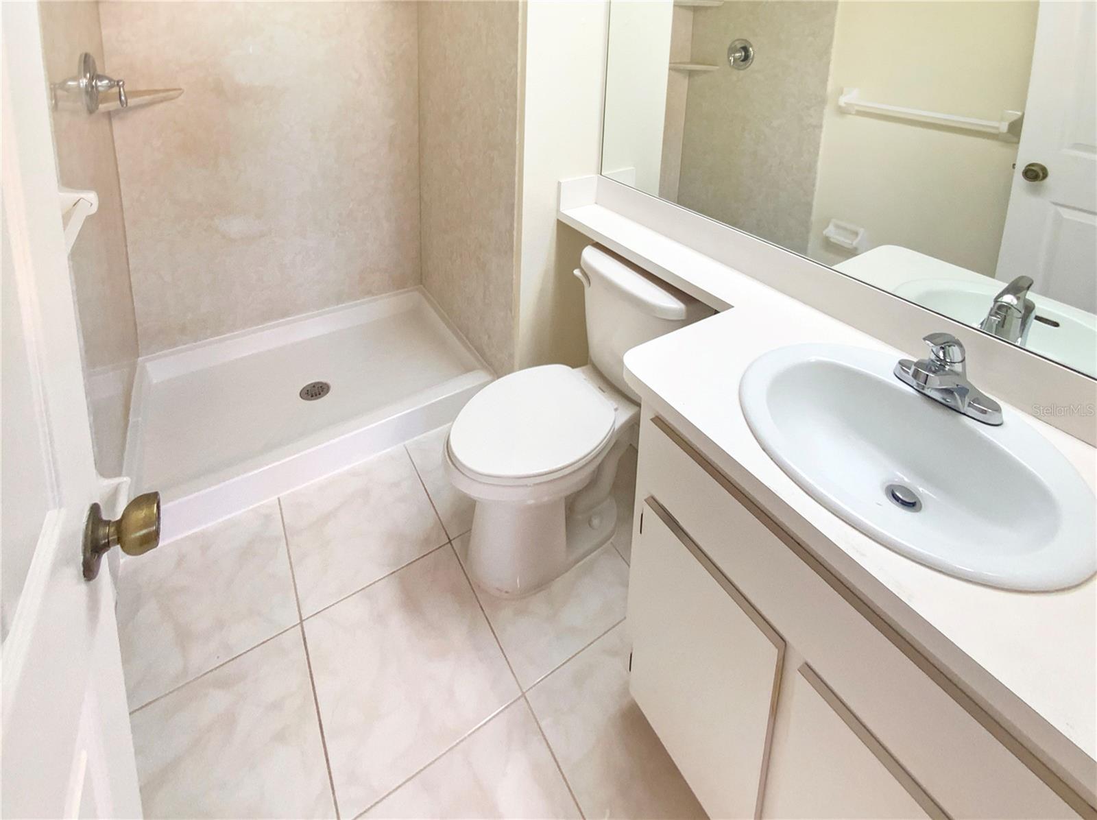 Image 25 of 27 For 2843 Thaxton Drive 32