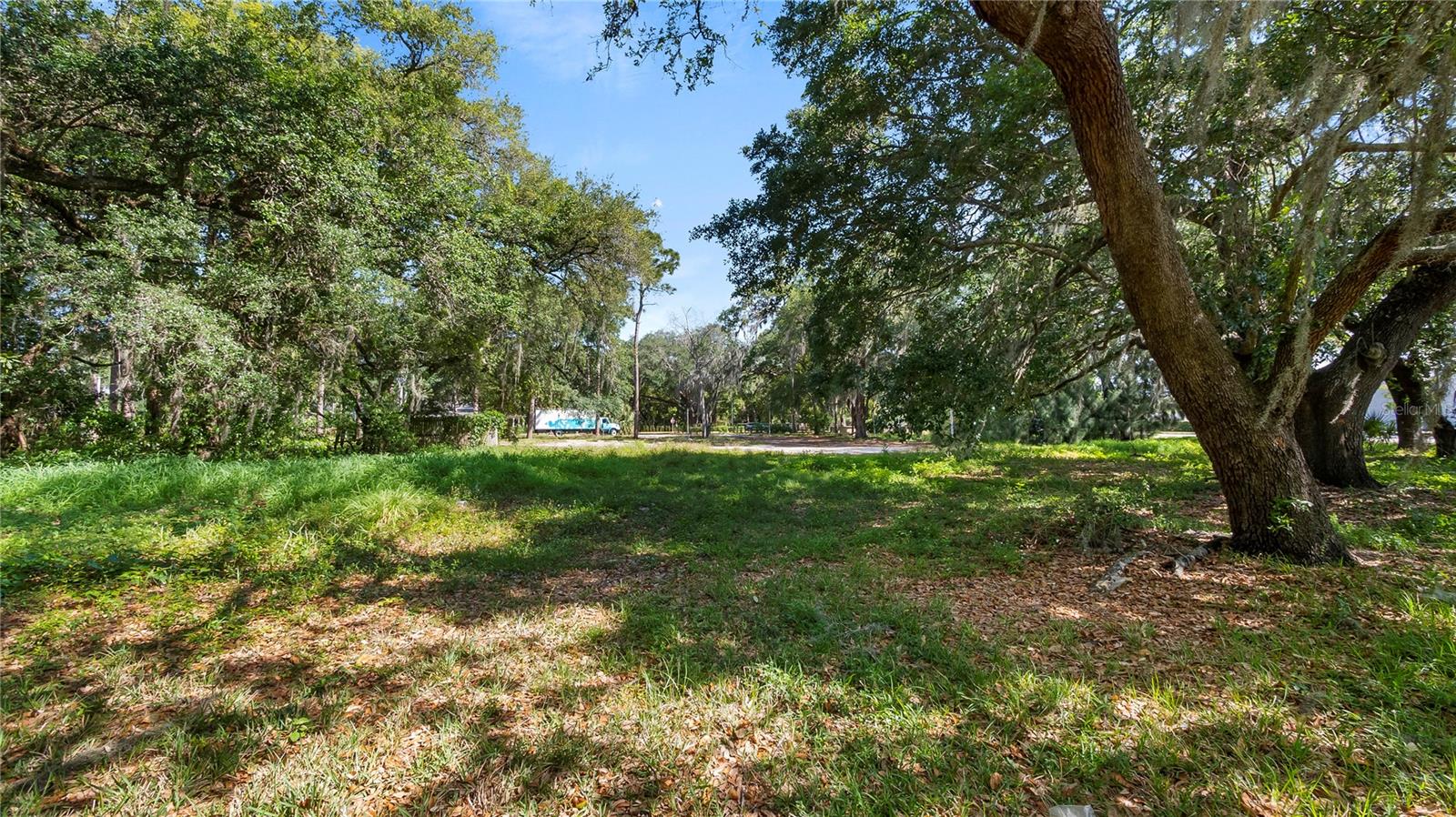 Image 48 of 57 For 1500 Hoagland Boulevard