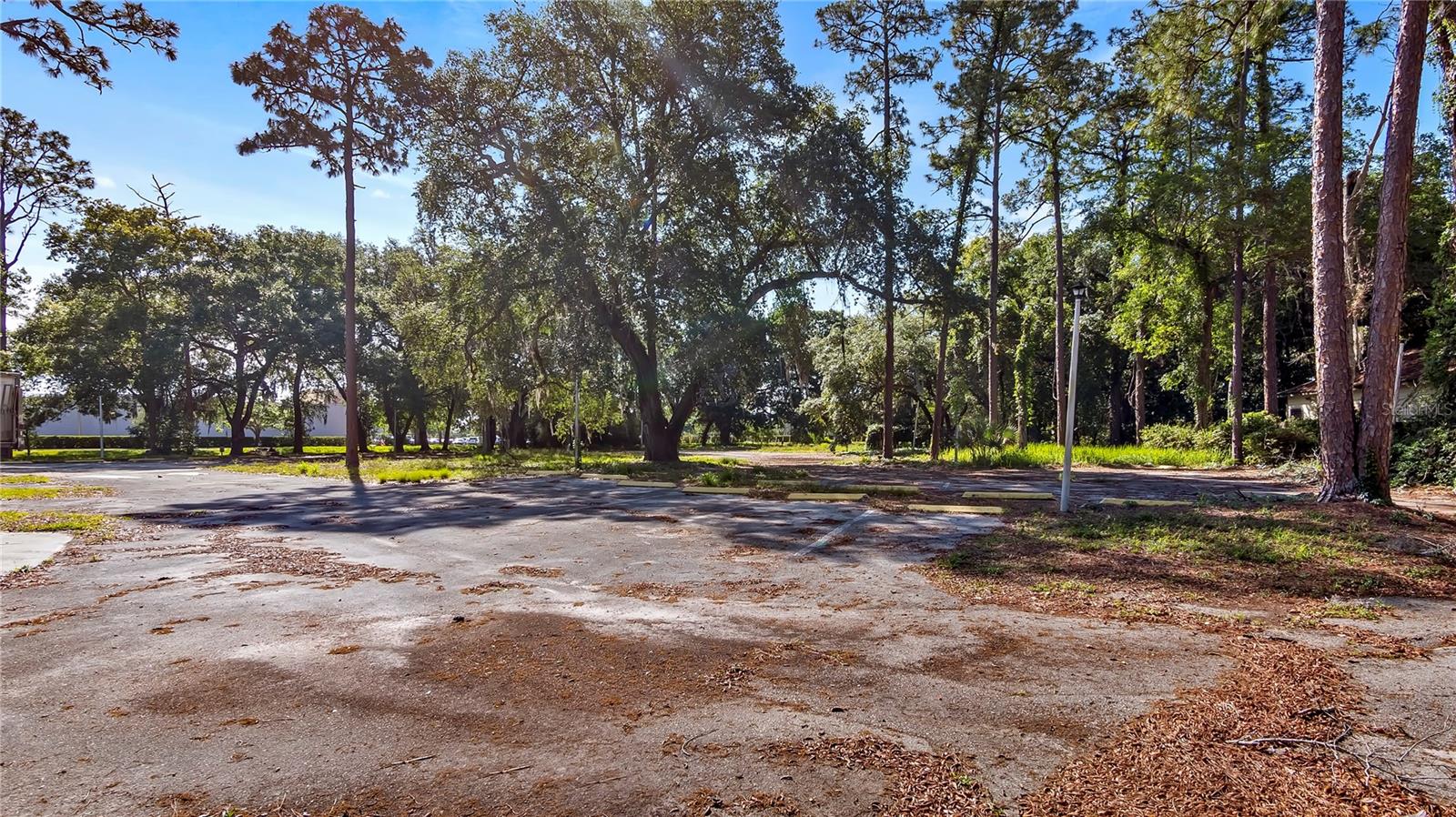 Image 6 of 57 For 1500 Hoagland Boulevard