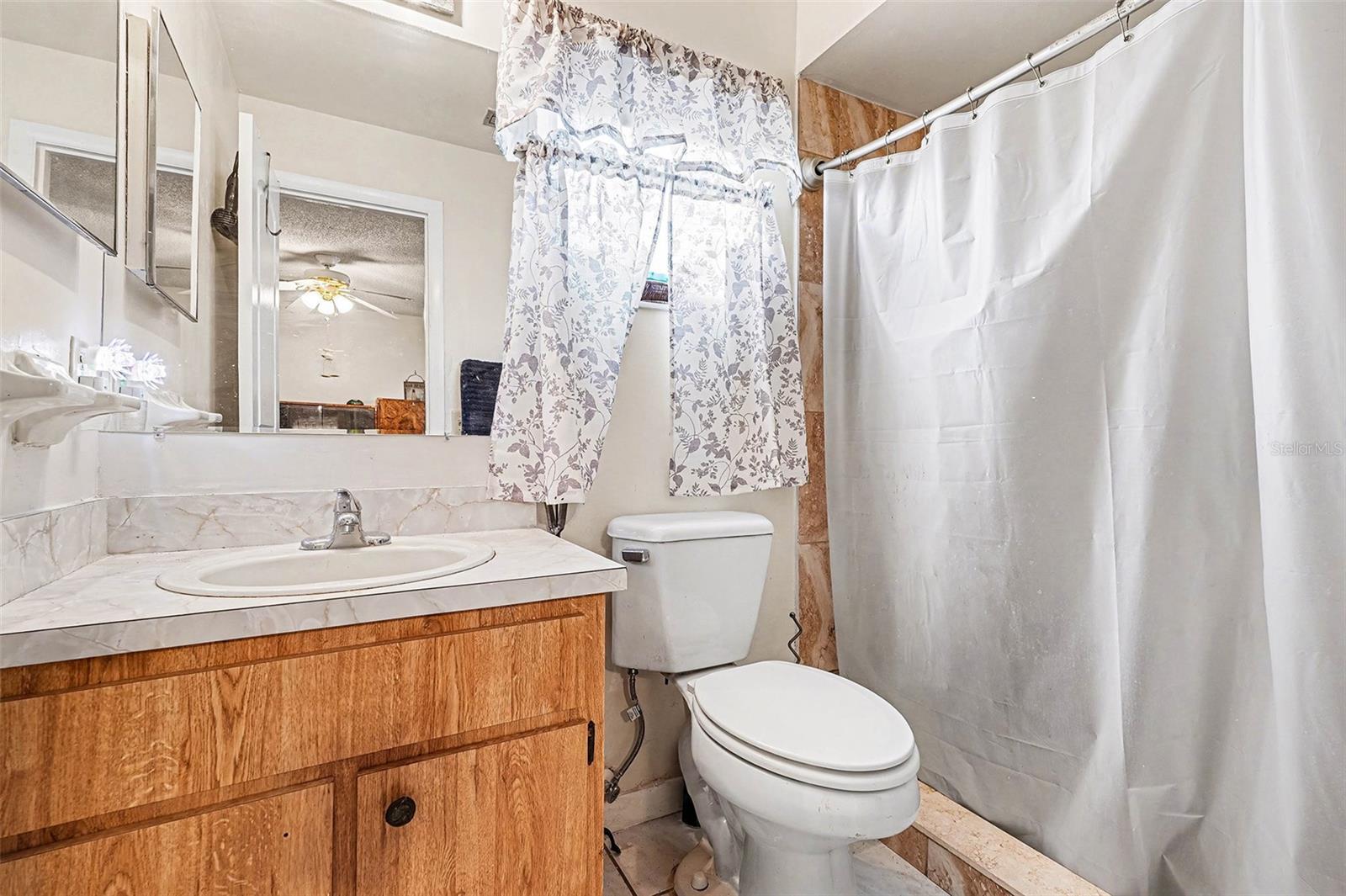 Image 15 of 21 For 3808 Arrowsmith Drive 7