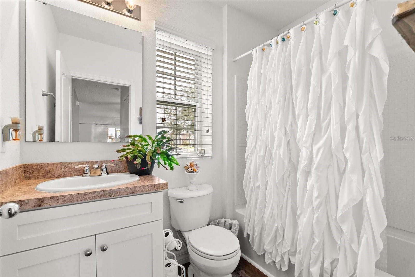 Image 22 of 36 For 4801 Apple Blossom Lane