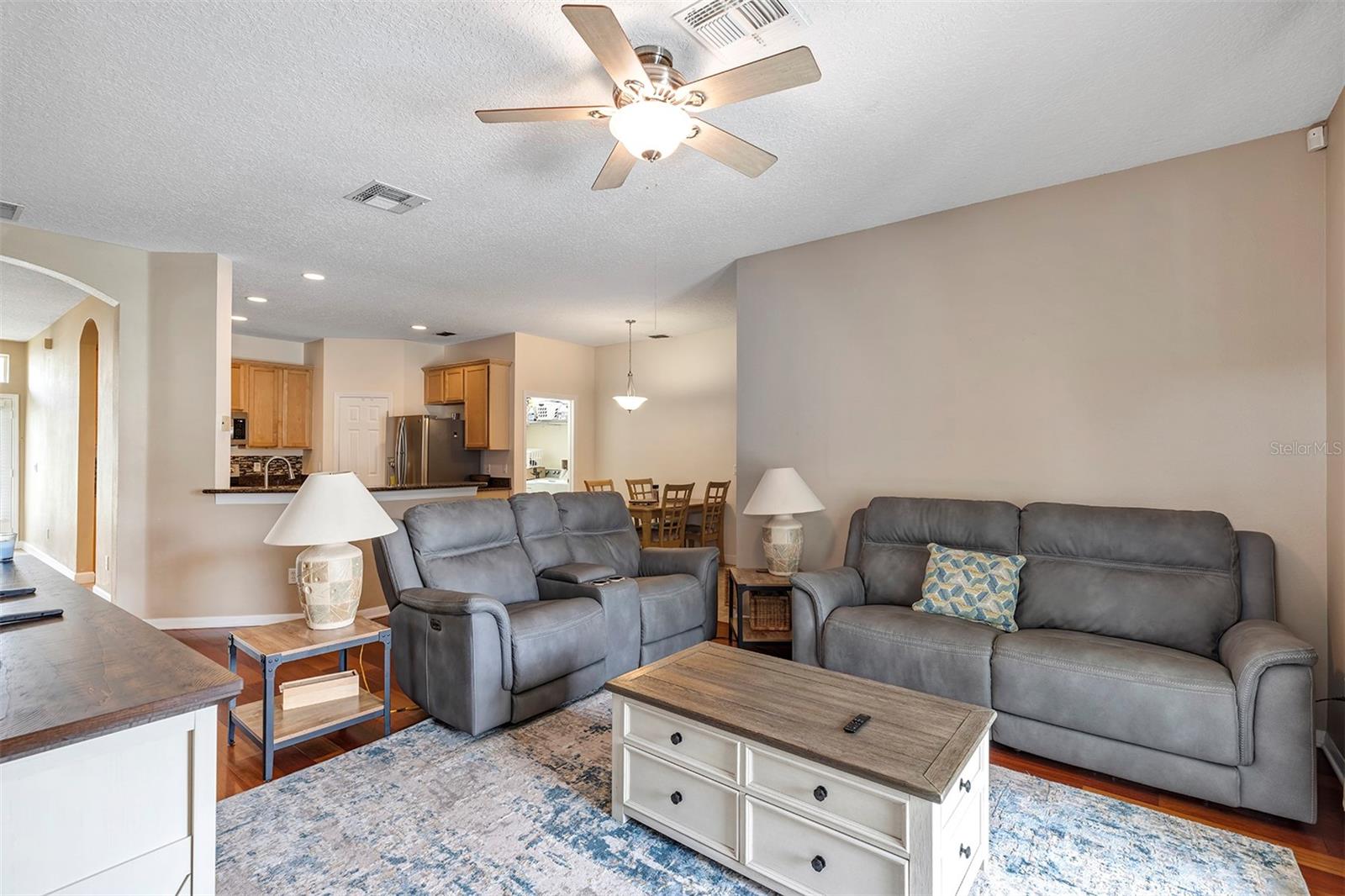 Image 16 of 51 For 14319 Islamorada Drive