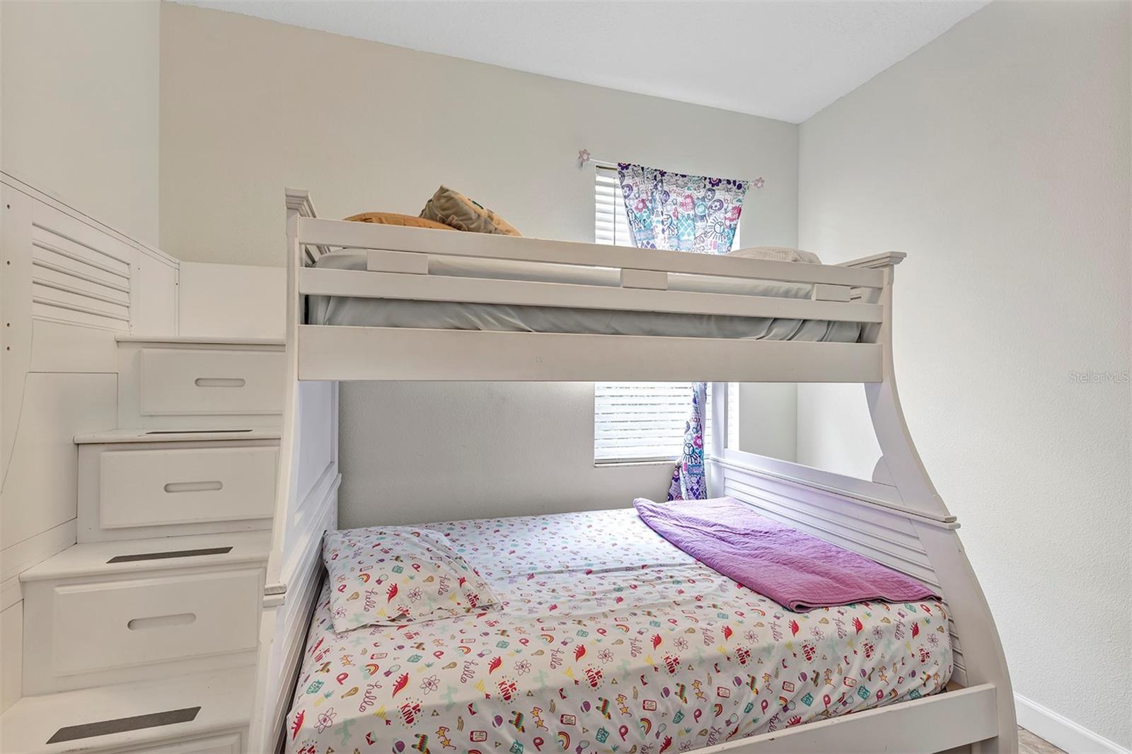 Image 24 of 51 For 14319 Islamorada Drive