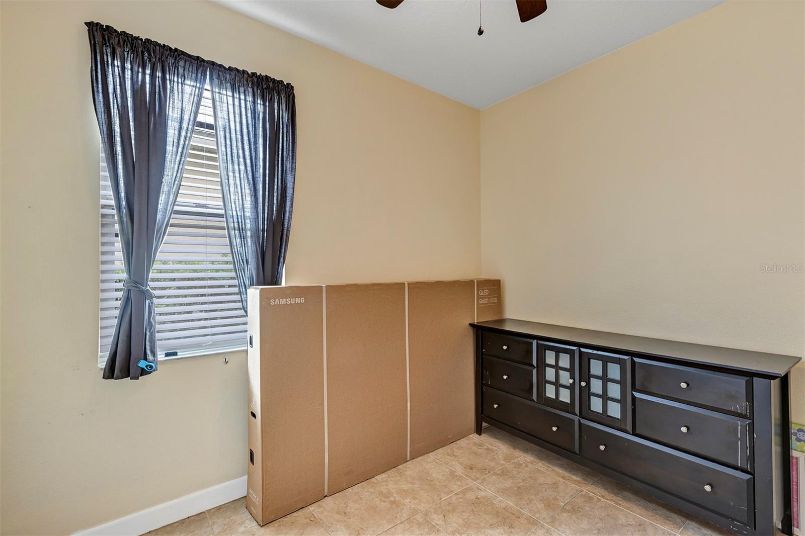 Image 27 of 51 For 14319 Islamorada Drive